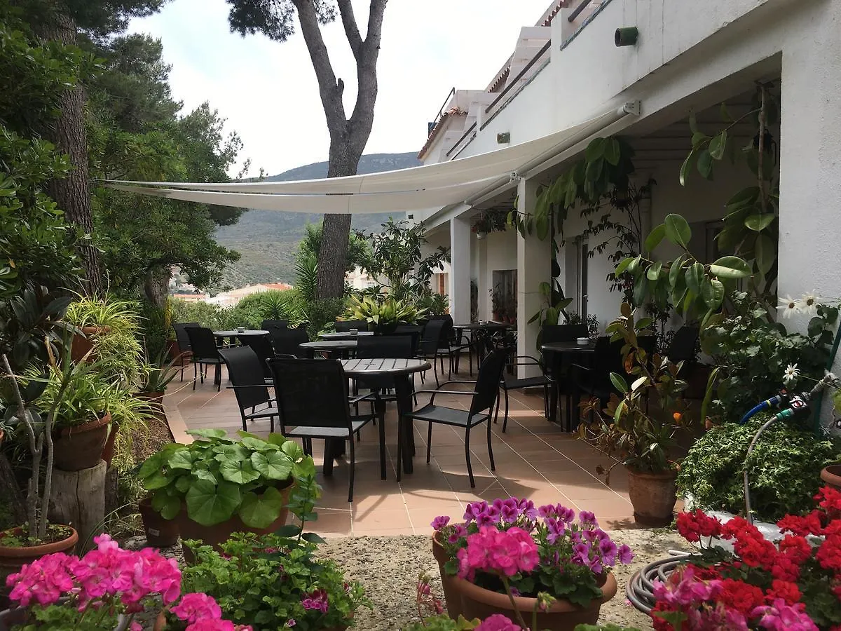 Hotel S'Aguarda Cadaques