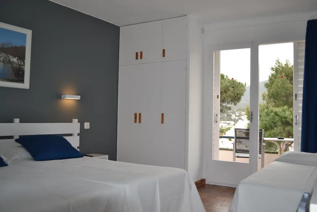 Hotel S'Aguarda Cadaqués España