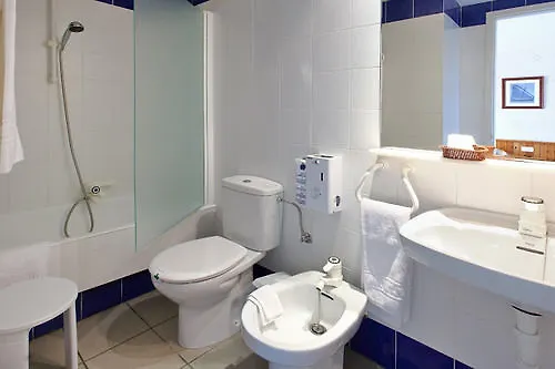 Hotel S'Aguarda Cadaqués 3*,  España